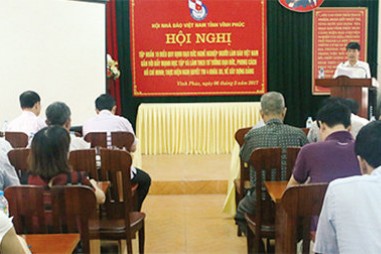 Quán triệt 10 điều quy định đạo đức nghề nghiệp người làm báo Việt Nam