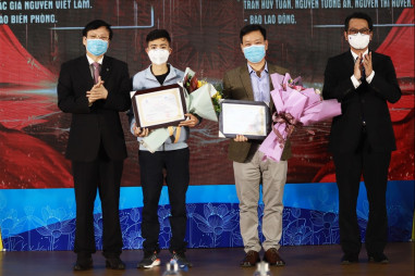 Báo Lao Động giành giải A "Giải báo chí toàn quốc về công tác dân số"
