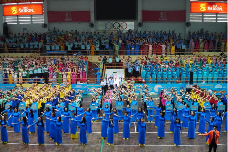 Yến sào Khánh Hòa tôn vinh nữ cán bộ, công nhân tiêu biểu tại hội thao năm 2024