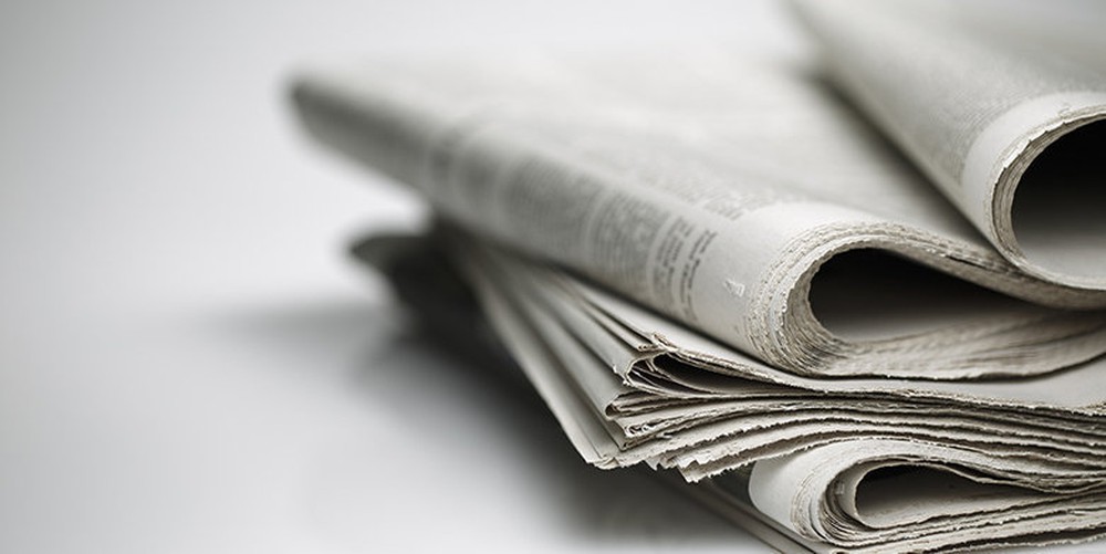 Bình luận ngắn - Sức nặng của báo chí