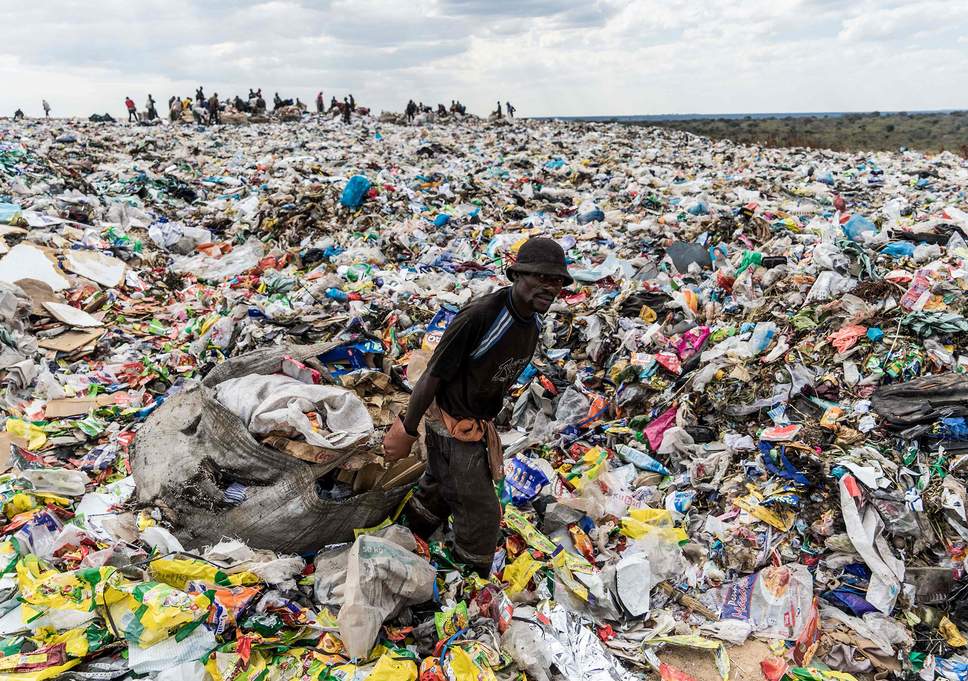 Kinh hoàng rác thải nhựa trên toàn thế giới