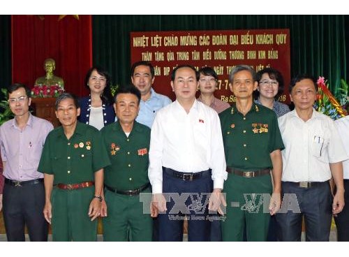Chủ tịch nước Trần Đại Quang thăm, tặng quà thương binh, bệnh binh tại Hà Nam