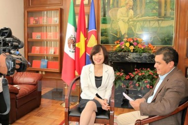 Đại sứ Việt Nam trả lời phòng vấn báo chí Mexico về vấn đề Biển Đông