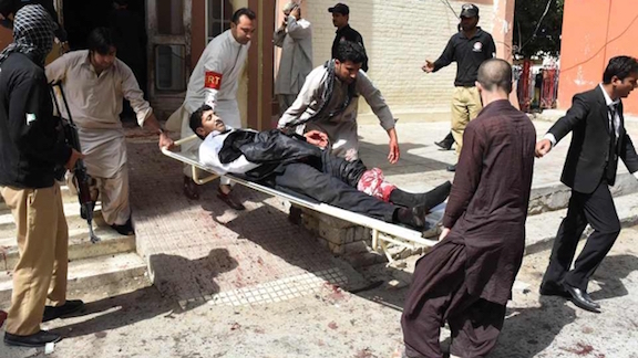 Đánh bom tại bệnh viện ở Pakistan, gần 100 người thương vong