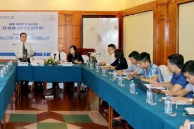 Bồi dưỡng nghiệp vụ Kỹ năng làm báo hiện đại