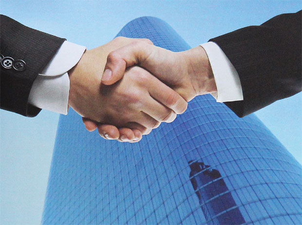 Sự khác nhau về cách bắt tay giữa các nước