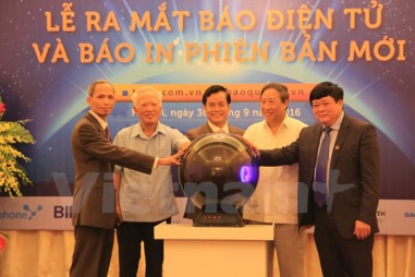 Báo Thế giới & Việt Nam ra mắt báo điện tử và báo in phiên bản mới
