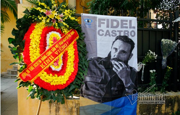 Việt Nam dành 1 ngày Quốc tang tưởng nhớ lãnh tụ Cuba Fidel Castro