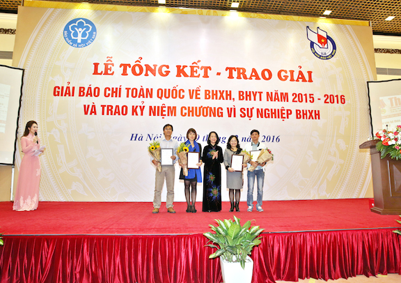 Lễ tổng kết và trao Giải Báo chí toàn quốc về BHXH, BHYT năm 2015 - 2016