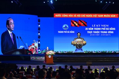 Thủ tướng Nguyễn Xuân Phúc dự lễ kỷ niệm 20 năm TP. Đà Nẵng trực thuộc Trung ương