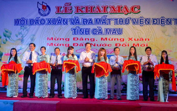 Cà Mau khai mạc Hội báo Xuân Đinh Dậu 2017