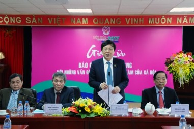 Tạo dựng niềm tin từ công chúng
