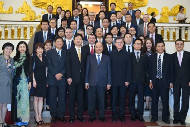 Thủ tướng mong muốn doanh nghiệp Hong Kong đầu tư hạ tầng ở Việt Nam