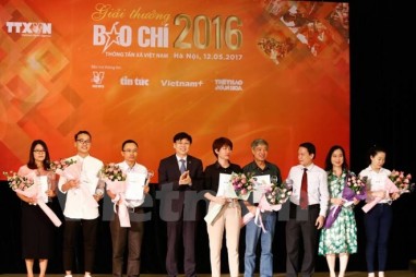 63 tác phẩm xuất sắc đoạt Giải báo chí Thông tấn xã Việt Nam 2016