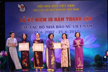 Câu lạc bộ Nhà báo nữ Việt Nam - "sân chơi nghiệp vụ" cho các nữ nhà báo