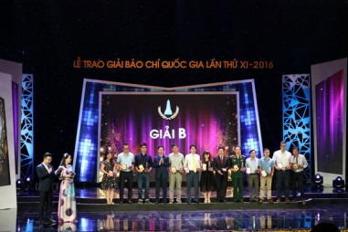 Danh sách tác phẩm - tác giả đoạt giải Báo chí Quốc gia lần thứ XI – năm 2016