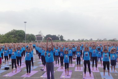 Đại sứ quán Ấn Độ tham gia ngày quốc tế Yoga tại Vĩnh Phúc