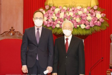 Tổng Bí thư Nguyễn Phú Trọng  tiếp Đại sứ Liên bang Nga tại Việt Nam