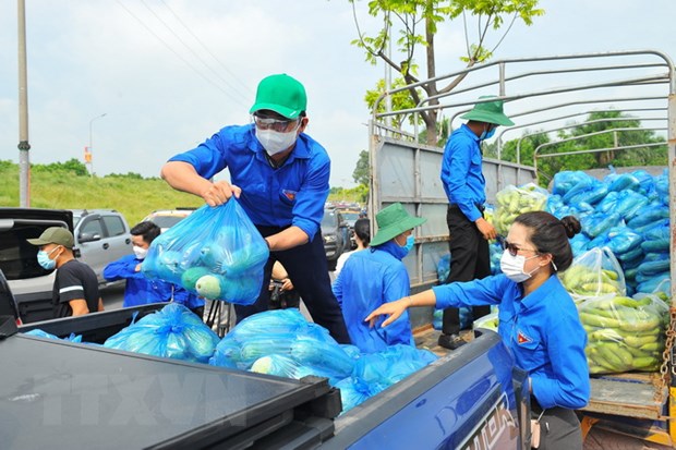 Chương trình "Triệu bữa cơm - Tấm lòng doanh nghiệp trẻ Hà Nội"