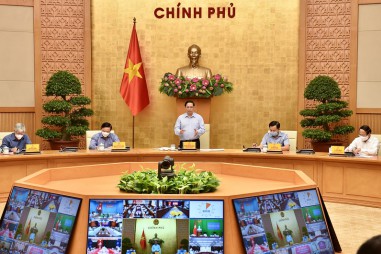 Thủ tướng chủ trì họp trực tuyến về phòng chống dịch với 1.060 xã, phường tại 20 tỉnh, thành phố