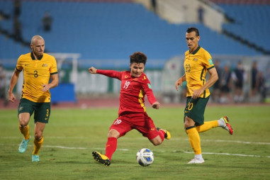 Truyền thông quốc tế nói gì về trận thắng may mắn của Australia trước Việt Nam?
