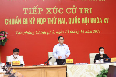 Thủ tướng Phạm Minh Chính tiếp xúc trực tuyến với cử tri thành phố Cần Thơ