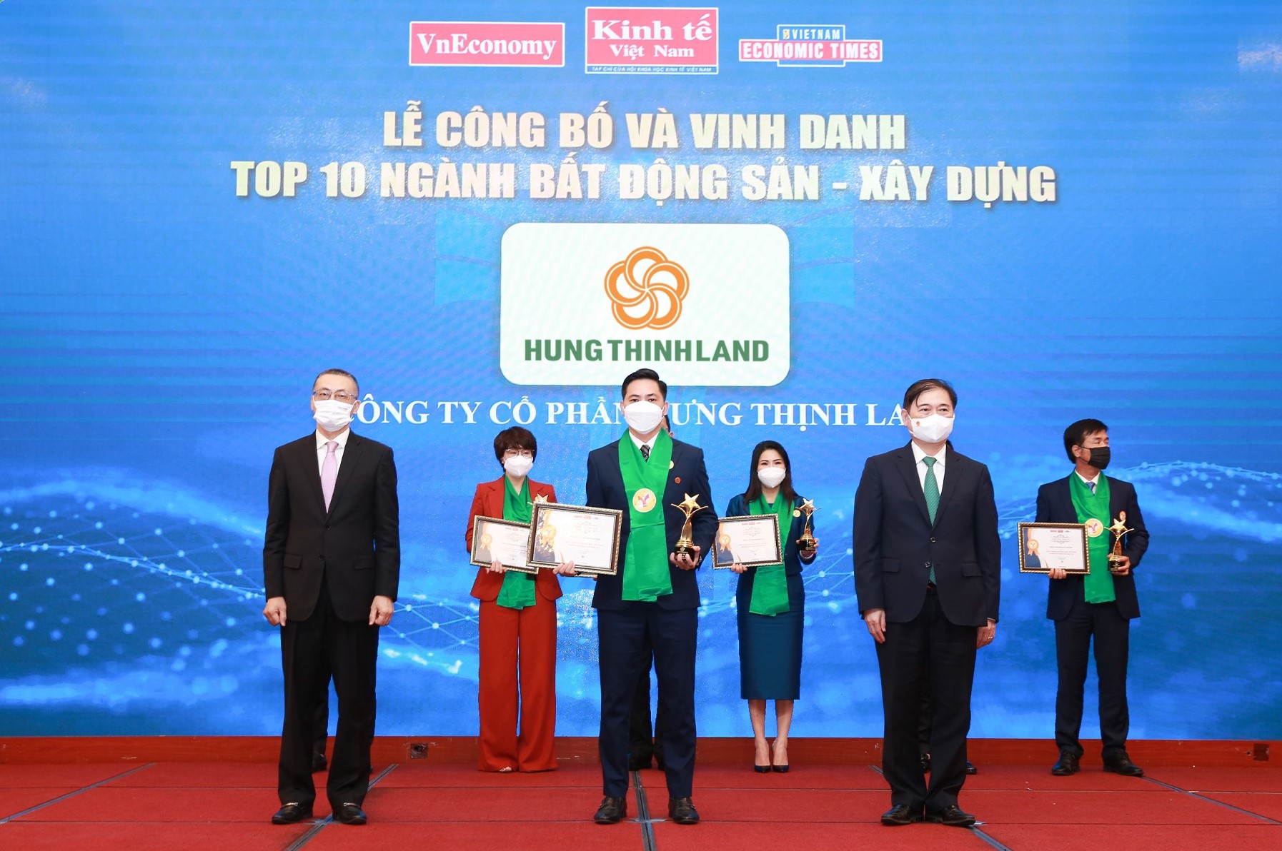 Hưng Thịnh Land đón nhận giải thưởng Thương hiệu Mạnh Việt Nam 2021