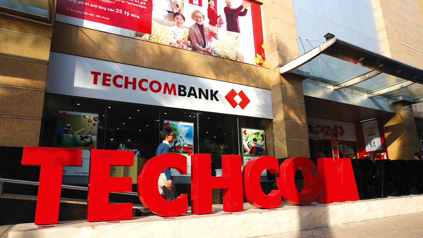 Techcombank huy động Khoản vay hợp vốn nước ngoài trị giá 800 triệu USD