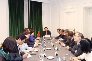 Thủ tướng làm việc với các đại sứ Việt Nam tại các nước châu Âu