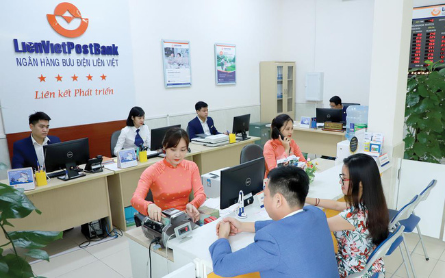 LienVietPostBank: Top 25 thương hiệu tài chính dẫn đầu và Top 100 thương hiệu mạnh Việt Nam 2021