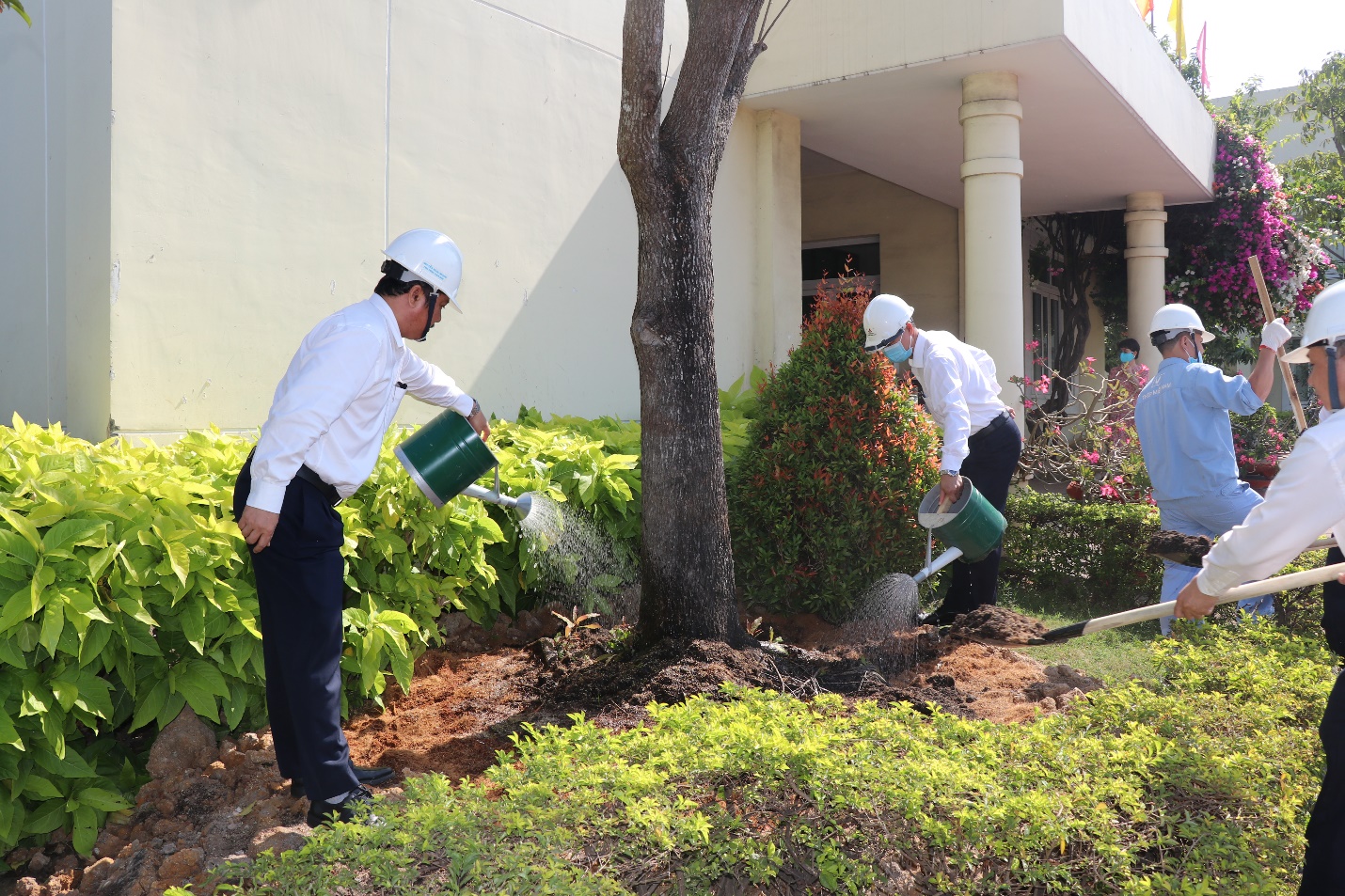 Thép Miền Nam - VNSTEEL: Gặp mặt đầu xuân 2021 và phát động chương trình “Tết trồng cây”