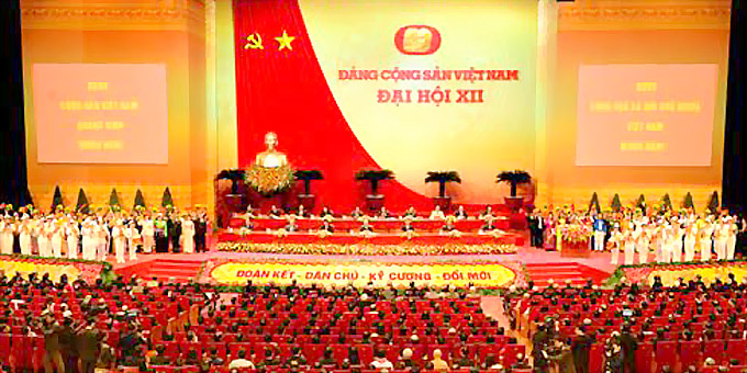 Đổi mới chính trị để chống “giặc nội xâm” (Bài 5)