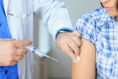 Tăng cường rà soát công tác tiêm vaccine