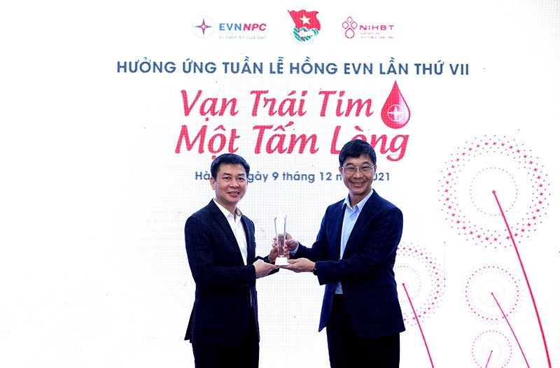 EVNNPC với thông điệp “Vạn trái tim – Một tấm lòng”