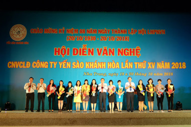 Sôi nổi Hội diễn văn nghệ Công ty Yến Sào Khánh Hòa