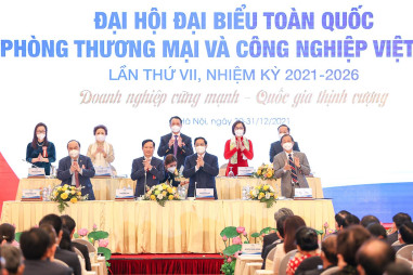 Thủ tướng dự Đại hội toàn quốc Phòng Thương mại và Công nghiệp Việt Nam