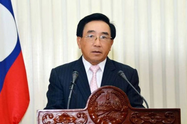 Thủ tướng Lào Phankham Viphavanh bắt đầu thăm chính thức Việt Nam