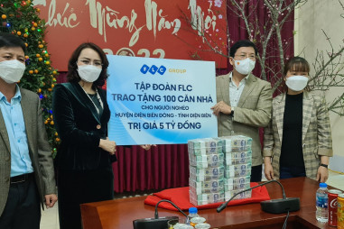 FLC bàn giao 100 căn nhà tình nghĩa tại Điện Biên