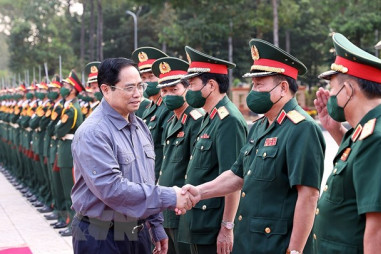 Thủ tướng Phạm Minh Chính bổ nhiệm một số vị trí trong Quân đội