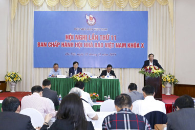 Hội nghị Ban Chấp hành Hội Nhà báo Việt Nam lần thứ 11 - khóa X