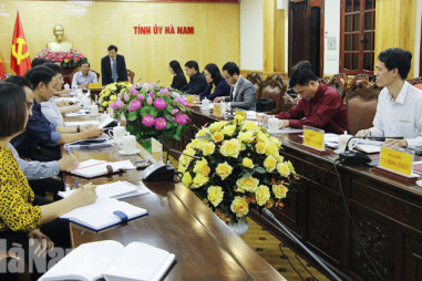 Đoàn công tác Hội Nhà báo Việt Nam làm việc tại Hà Nam