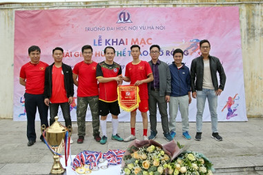 Đoàn Thanh niên Hội Nhà báo Việt Nam hưởng ứng giải thể thao Đại học Nội vụ Hà Nội năm 2019