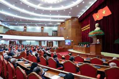 Bộ Chính trị gặp mặt các nguyên lãnh đạo cấp cao của Đảng, Nhà nước