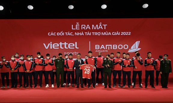 Bamboo Airways là nhà vận chuyển chính thức của CLB bóng đá Viettel mùa giải 2022