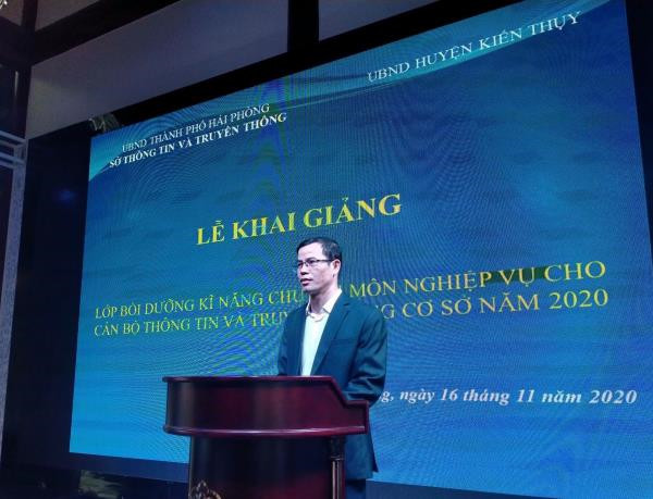 Bồi dưỡng kỹ năng thông tin cho cán bộ cơ sở tại Hải Phòng