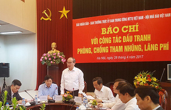 Báo chí trong phòng chống tham nhũng, lãng phí (Kỳ 1/3)