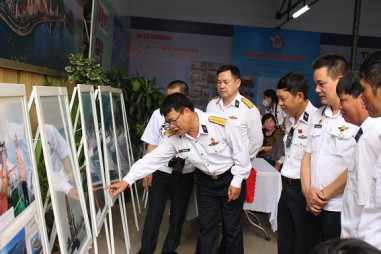 Xúc động, tự hào với "Ký ức Trường Sa"
