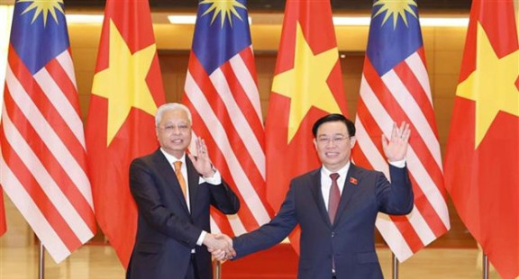 Báo chí Malaysia đưa đậm nét chuyến thăm Việt Nam của Thủ tướng Yaakob