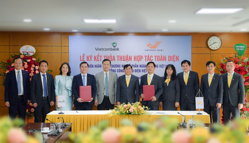 Vietcombank  và Vietnam Post hợp tác toàn diện, phát huy thế mạnh trên các lĩnh vực hoạt động