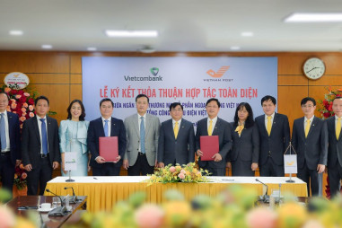 Vietcombank  và Vietnam Post hợp tác toàn diện, phát huy thế mạnh trên các lĩnh vực hoạt động